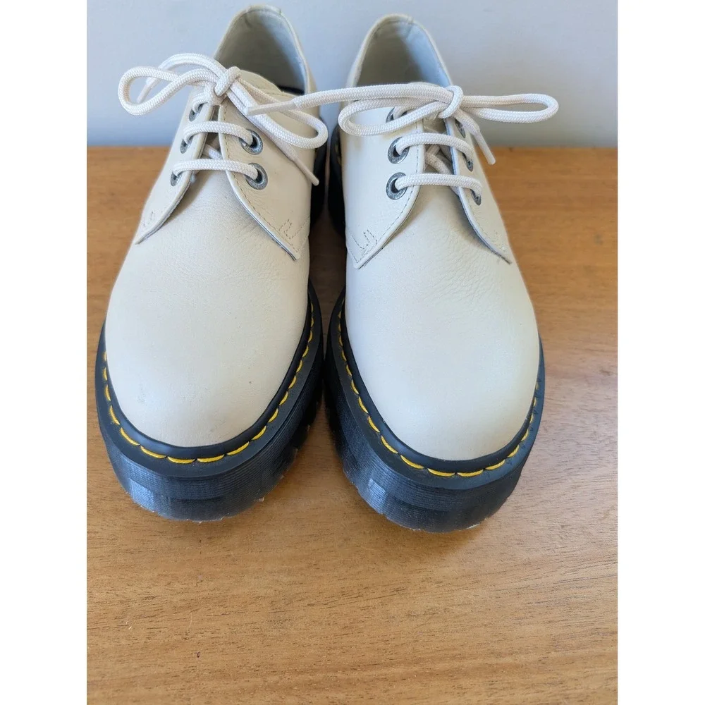 Dr. Martens‎ 8053 Quad Platform Pisa Leather Shoes Parchment Beige 30612 US 9 L